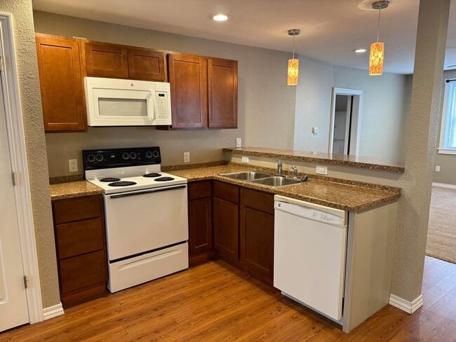 1006 Avenue H, Unit 1 in Fort Madison, IA - Building Photo - Building Photo