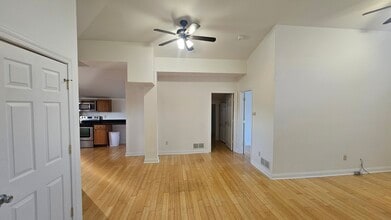 635 Kress Aly, Unit 4 in Cincinnati, OH - Building Photo - Building Photo