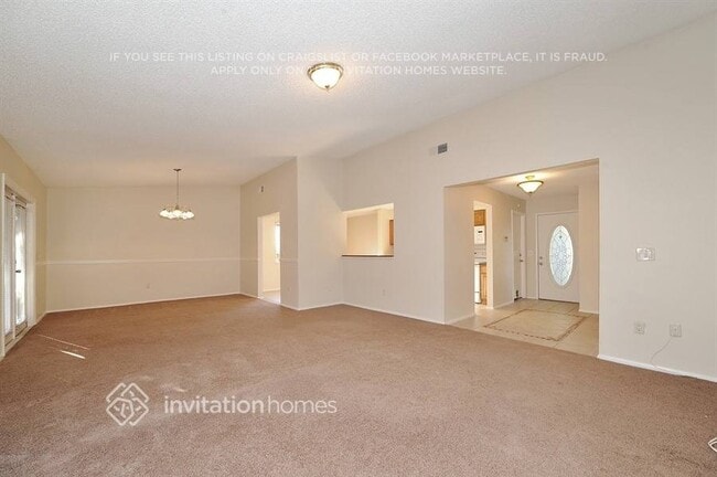 1429 Piney Branch Cir in Valrico, FL - Foto de edificio - Building Photo