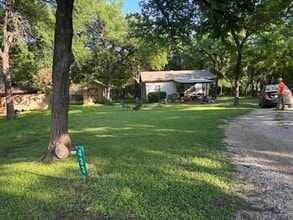 433 County Rd 1768 in Laguna Park, TX - Building Photo - Building Photo
