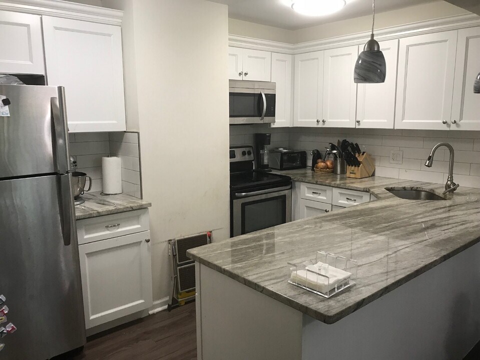 125 Montgomery Ave in Bala Cynwyd, PA - Building Photo