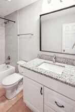 6400 Pine St in Rowlett, TX - Building Photo - Building Photo