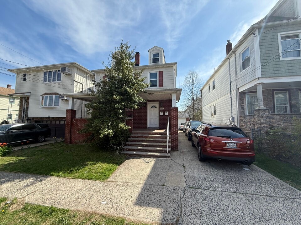 66 Wood St, Unit 2 in Garfield, NJ - Building Photo