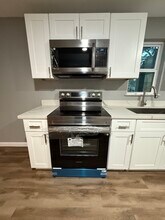 110 Millican St in Brazoria, TX - Building Photo - Building Photo