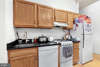 916 Pine St in Philadelphia, PA - Building Photo - Building Photo
