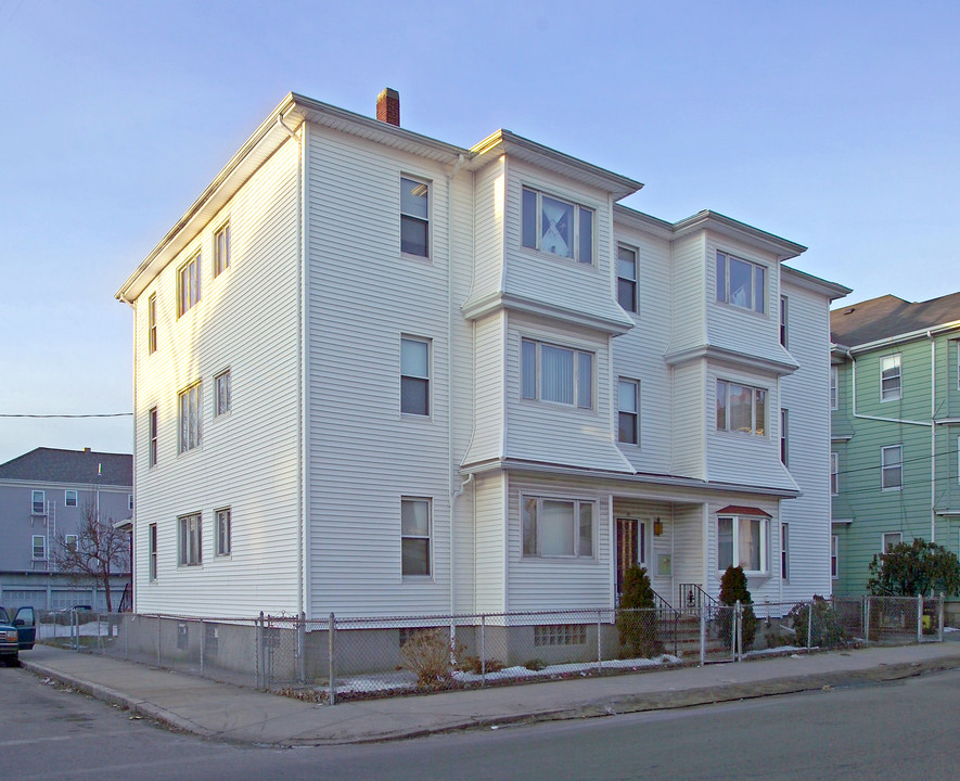 49 Hamlet St in Fall River, MA - Building Photo