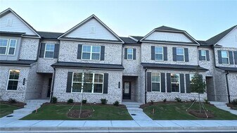 106 Smithwood Dr in Bethlehem, GA - Building Photo