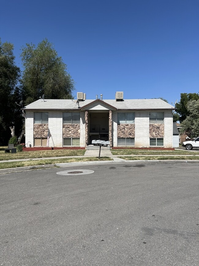 property at 8476 S Westridge St