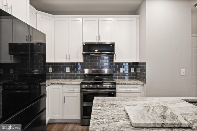 property at 9541 Center St