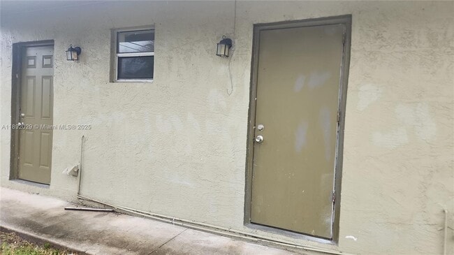 2730 NW 15th Ct