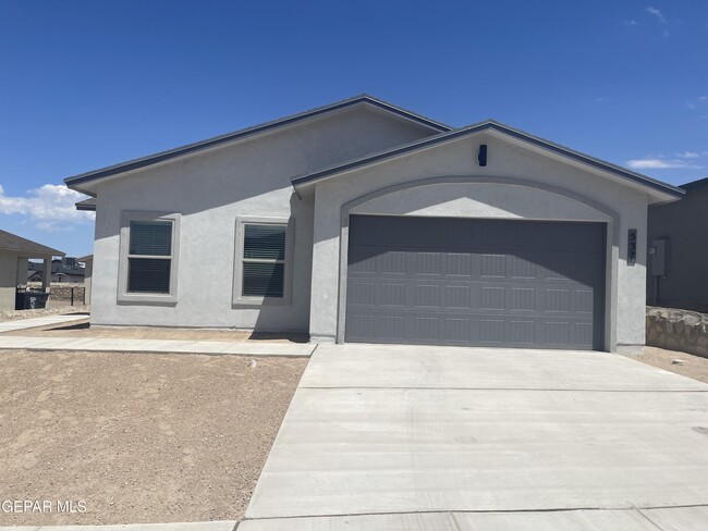 537 Osier Dr in Canutillo, TX - Building Photo - Building Photo