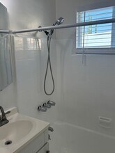 711 W Wilson Ave in Glendale, CA - Building Photo - Building Photo