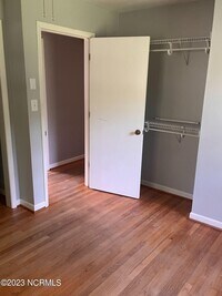 607 Dennis Rd photo'