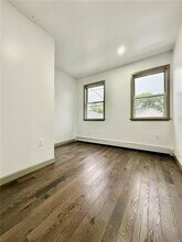 54 Irving Pl in Staten Island, NY - Building Photo - Building Photo