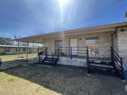 203 North St in Kyle, TX - Building Photo