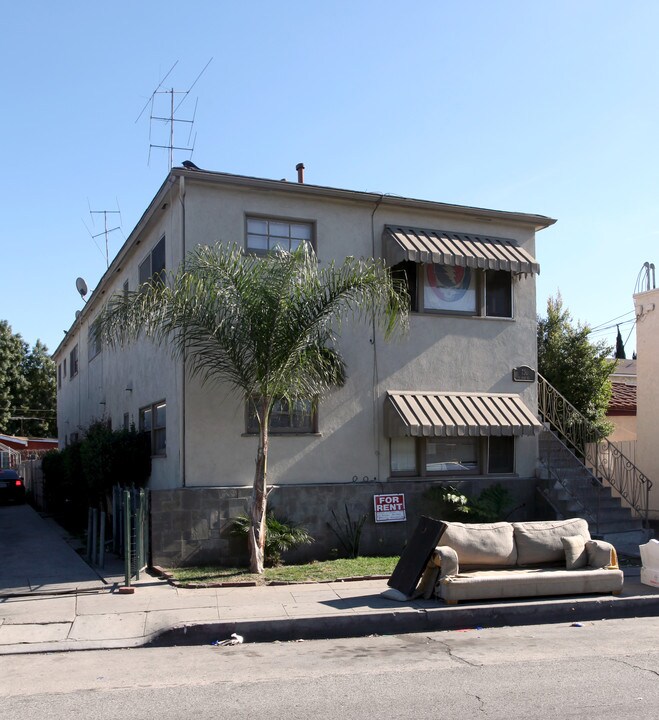 730 Alamitos Ave in Long Beach, CA - Building Photo