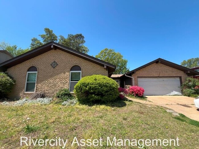 property at 2579 Jenwood St