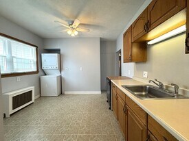 28 Frederick Ave, Unit 1 in Medford, MA - Building Photo