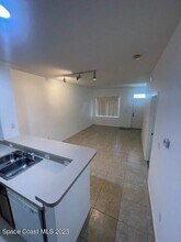 105 Turpial Way in Melbourne, FL - Building Photo - Building Photo