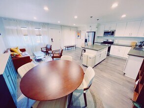 3750 Stocker St, Unit 209 Executive Suite in View Park, CA - Building Photo - Building Photo