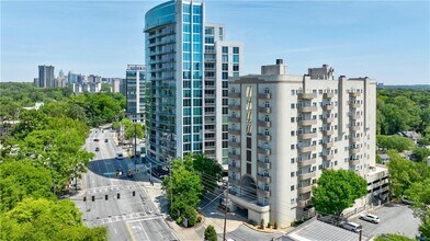 2161 Peachtree Rd NE in Atlanta, GA - Building Photo - Building Photo