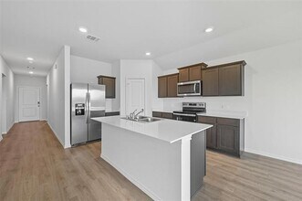 3406 Marie Dr in Tom Bean, TX - Building Photo - Building Photo