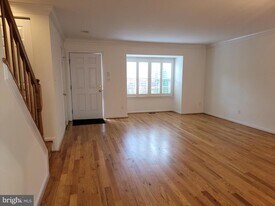 1926 Thomas Run Cir in Bel Air, MD - Building Photo