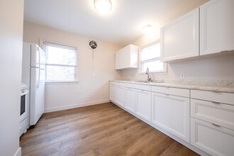 8700 Nicollet Ave in Minneapolis, MN - Building Photo - Building Photo