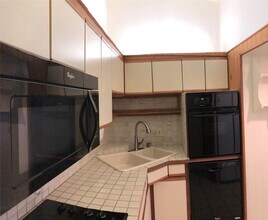 18040 Midway Rd, Unit 195 in Dallas, TX - Building Photo - Building Photo