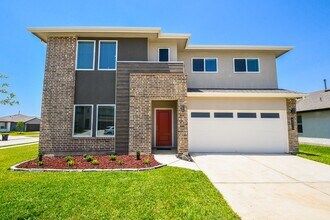8034 House bank Ln in Arcola, TX - Building Photo - Building Photo
