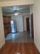 3007 42nd St, Unit 3L in Astoria, NY - Foto de edificio - Building Photo