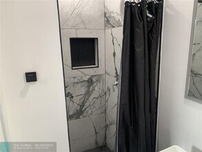 2021 SW 38th Ave in Fort Lauderdale, FL - Building Photo - Building Photo