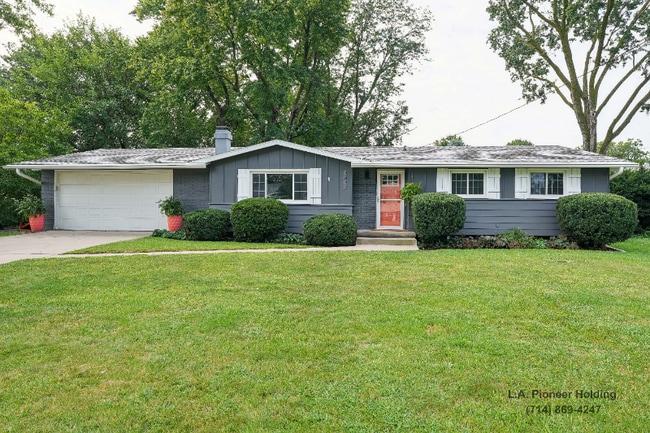 property at 8602 Urbandale Ave