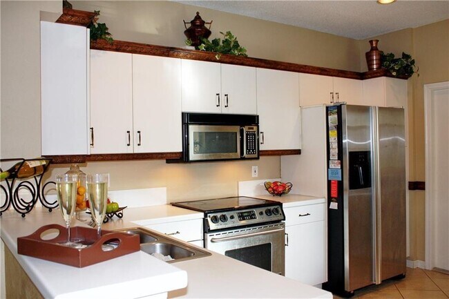 3797 San Simeon Cir in Weston, FL - Building Photo - Building Photo