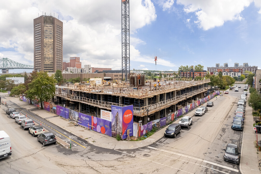 Auguste & Louis Condominiums in Montréal, QC - Building Photo