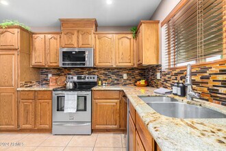 9972 E Del Monte Ave in Gold Canyon, AZ - Building Photo - Building Photo