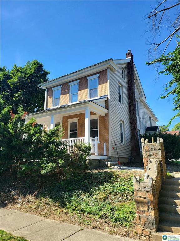 property at 817 Seneca St