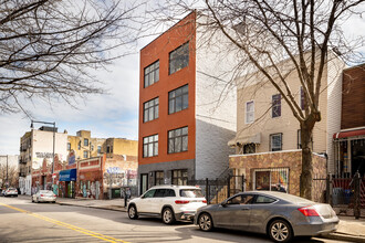 1276 De Kalb Avenue in Brooklyn, NY - Building Photo - Building Photo