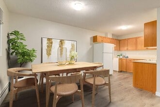 Wild Rose Place in Wetaskiwin, AB - Building Photo - Building Photo