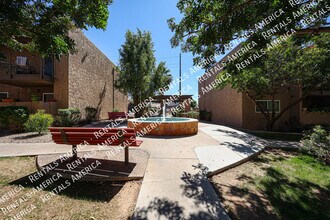 5525 E Thomas Rd in Phoenix, AZ - Foto de edificio - Building Photo