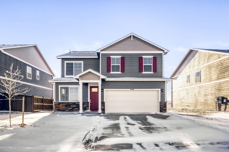 5961 Holstein Dr in Windsor, CO - Building Photo