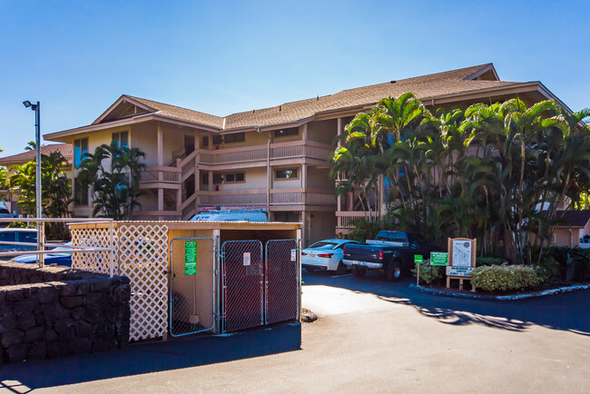 The Sea Village in Kailua Kona, HI - Foto de edificio - Building Photo