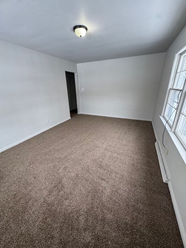 2412 Juliette Ave in Fort Wayne, IN - Building Photo - Building Photo