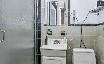 124-16 84th Rd in Queens, NY - Building Photo - Building Photo