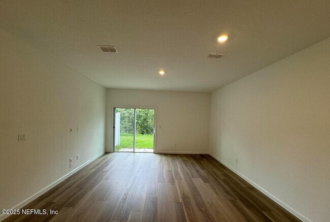 625 Holly Lks Dr in Orange Park, FL - Building Photo - Building Photo
