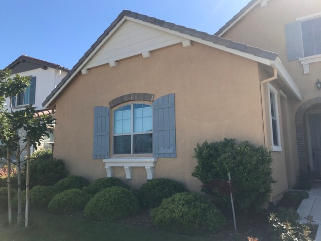 property at 562 Sandy Shores Dr