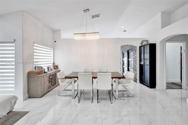 4955 SW 33rd Ave in Fort Lauderdale, FL - Building Photo - Building Photo