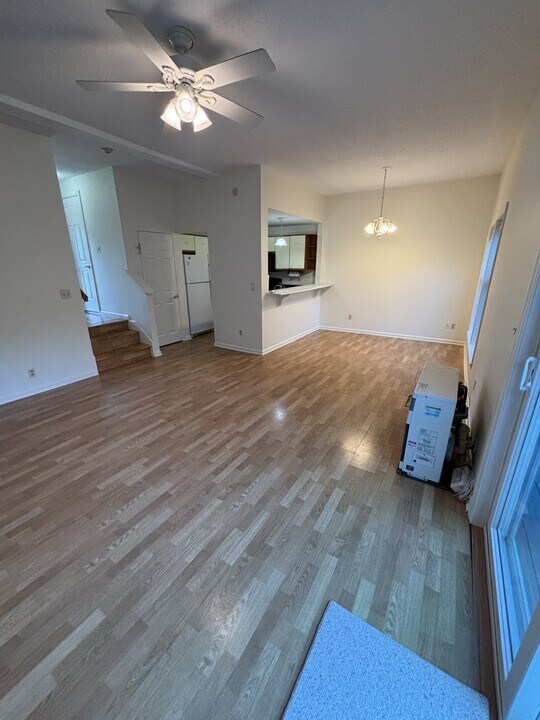 14 Sadler Dr in Brunswick, ME - Building Photo