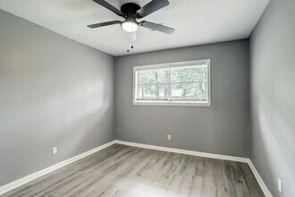 217 Loon River Dr in Huffman, TX - Building Photo - Building Photo