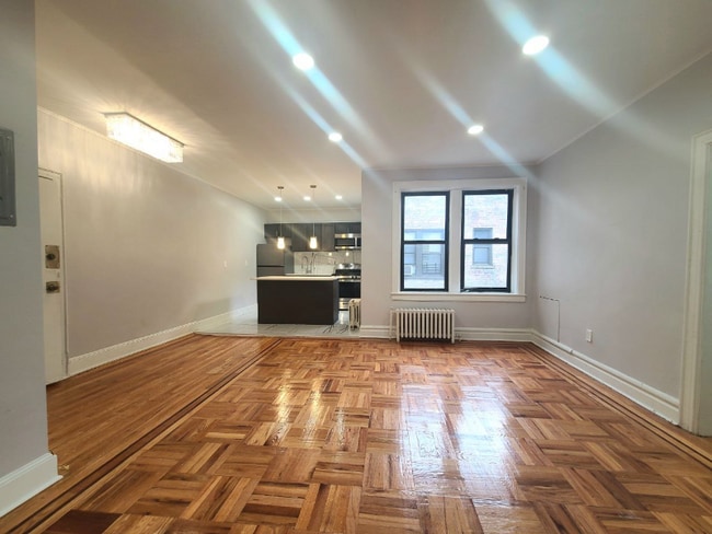 204 Berkeley Ave in Bloomfield, NJ - Building Photo - Building Photo